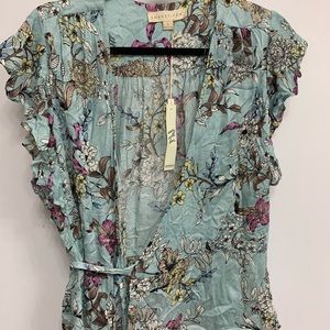 VICI WRAP TOP NEW WITH TAGS